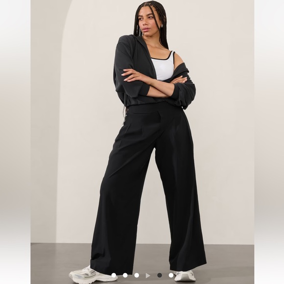 Athleta Brooklyn Heights high rise pleated wide leg pant black 14 petite - Picture 4 of 15